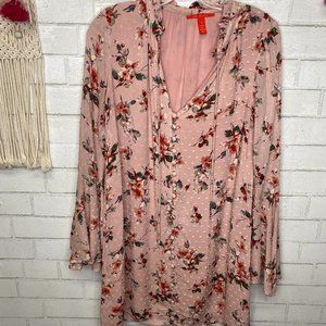 Chelsea & Violet bell sleeve pink floral dress S